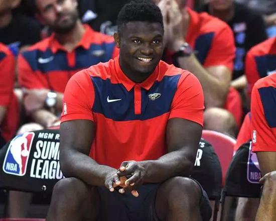  锡安复出首秀惊艳鹈鹕主场力克黄蜂